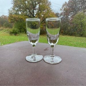 SET OF TWO VINTAGE CORDIAL GLASSES